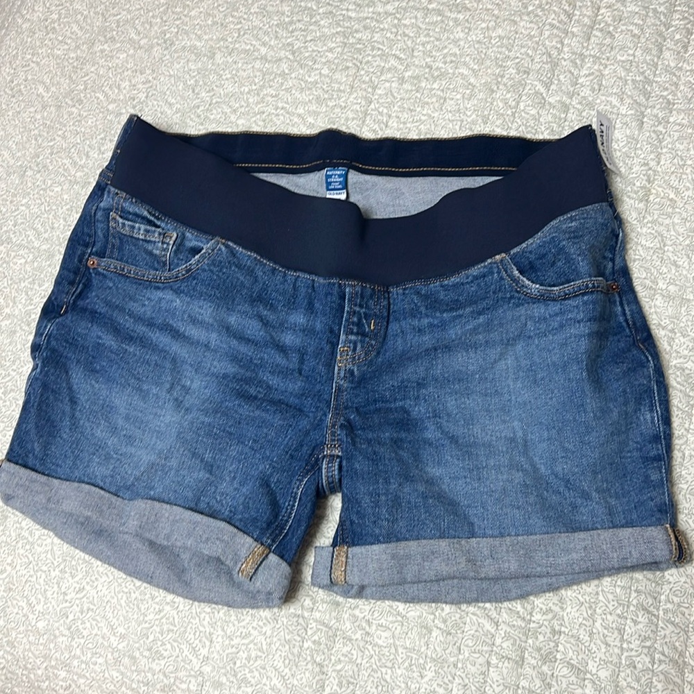 Old Navy Maternity Short OG Straight Front Low Panel